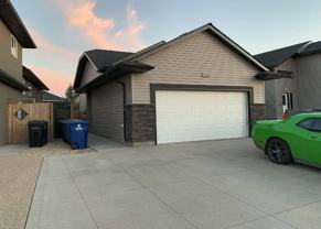 B - 762 Hargreaves Cres, Saskatoon Suite | 2 Bedrooms | 1 Bathroom - Photo 1 of 1