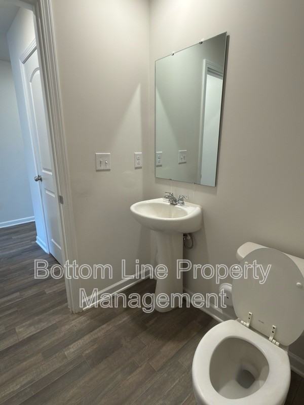 1035 Pepper Ln - Photo 5 of 23