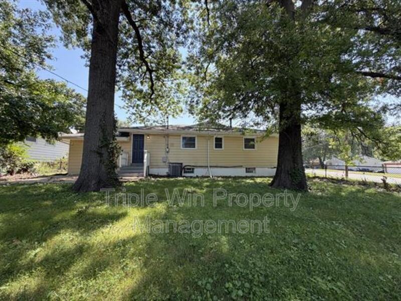 6801 Knoll Ave - Photo 2 of 24