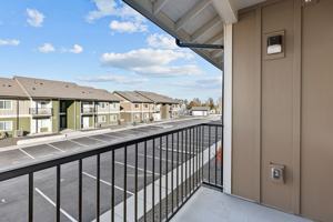 featured image of 511 S Interlake Rd