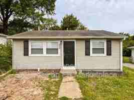 featured image of 4412 N Virginia Ave