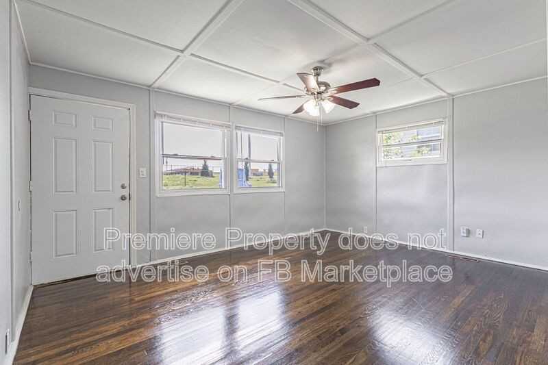 4412 N Virginia Ave - Photo 2 of 10