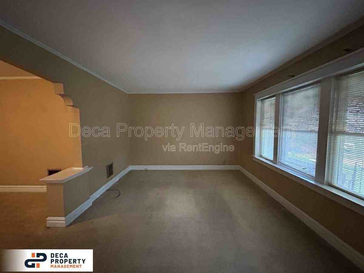 5512 Milentz Ave #1F - Photo 2 of 10