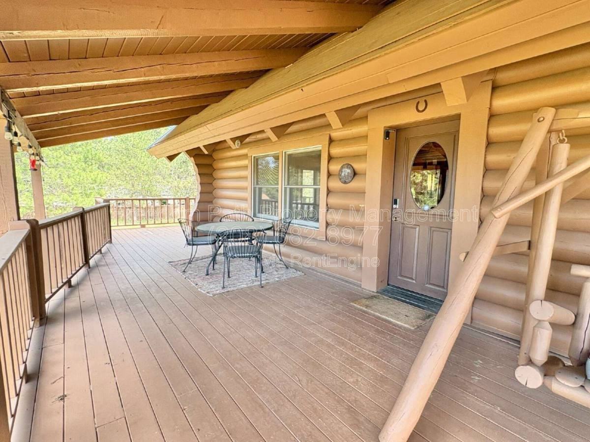 16204 W Riverview Dr - Photo 2 of 10