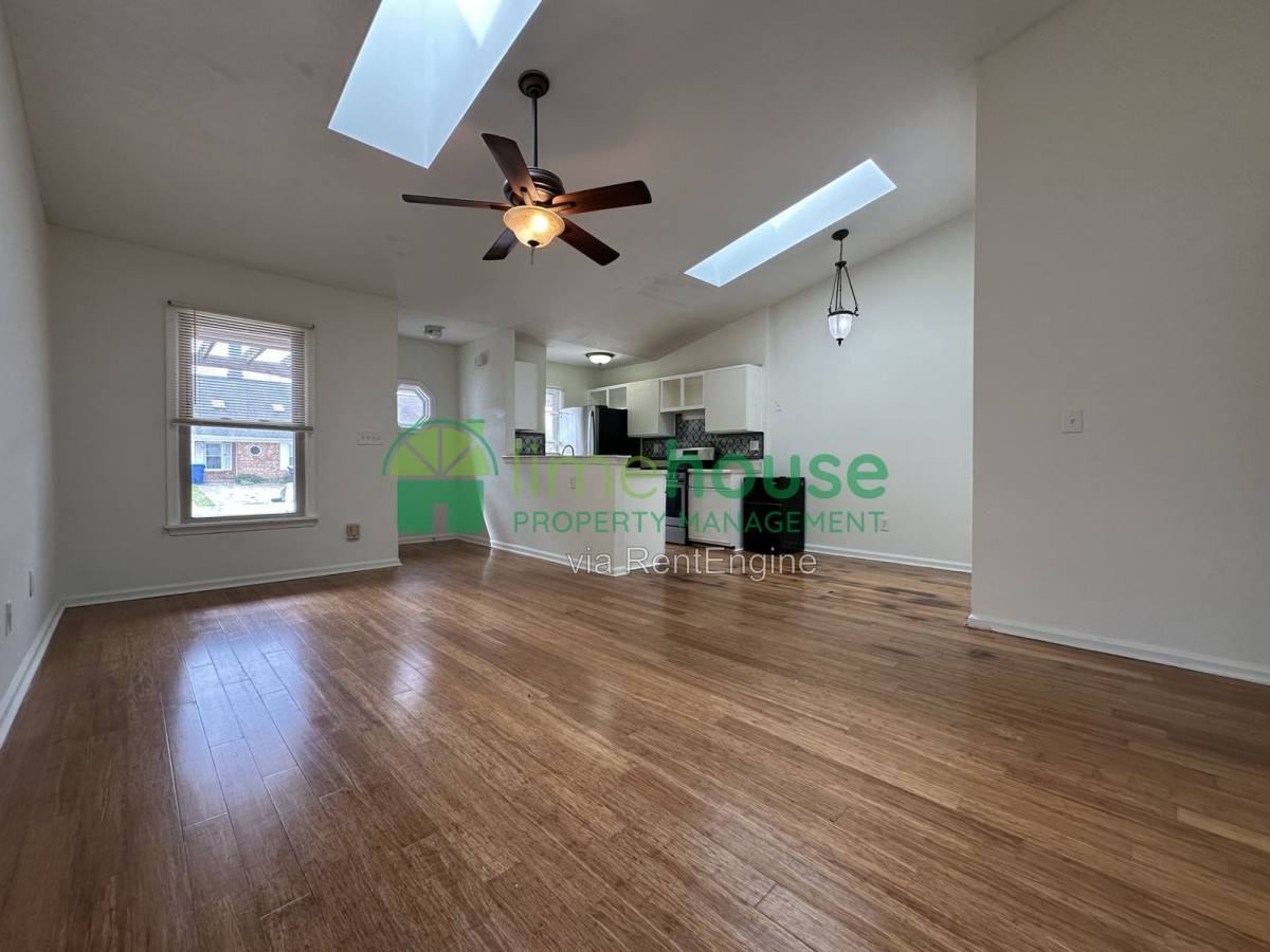 1316 Wellfleet Ct - Photo 2 of 10