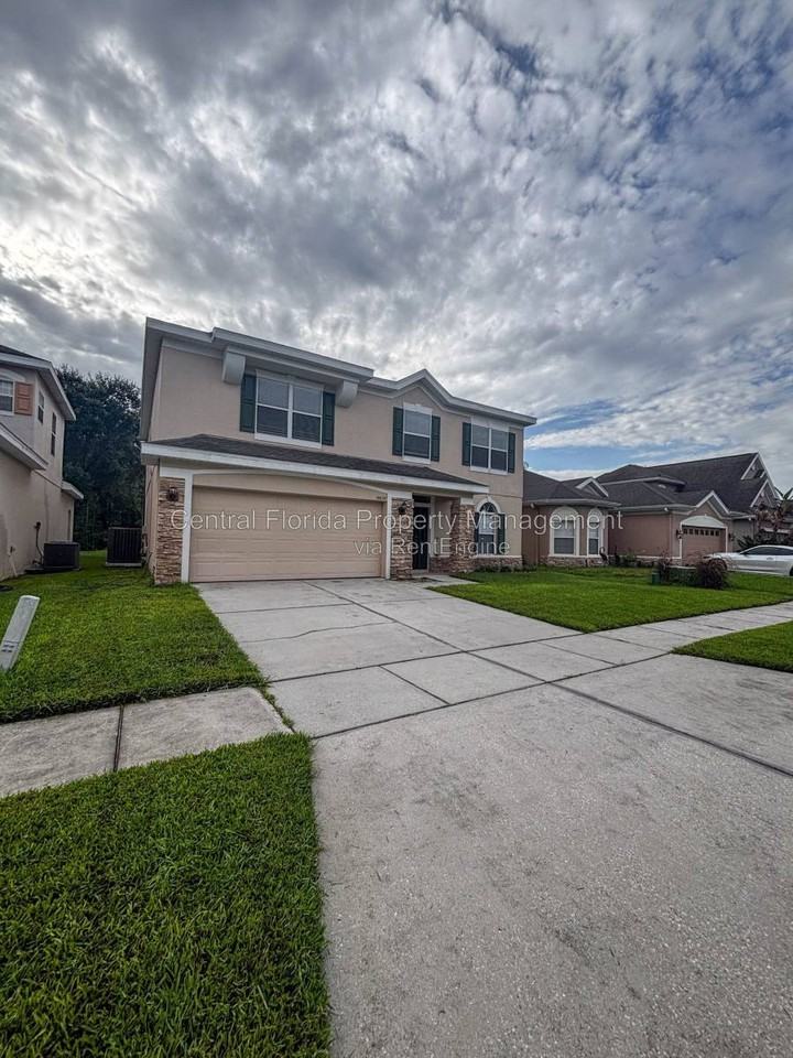 10632 Cypress Trail Dr - Photo 2 of 10