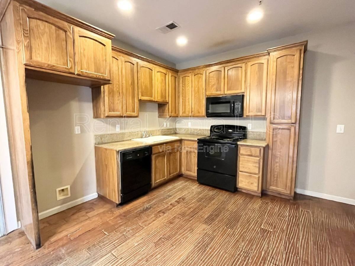 308 Olive Way - Photo 2 of 10