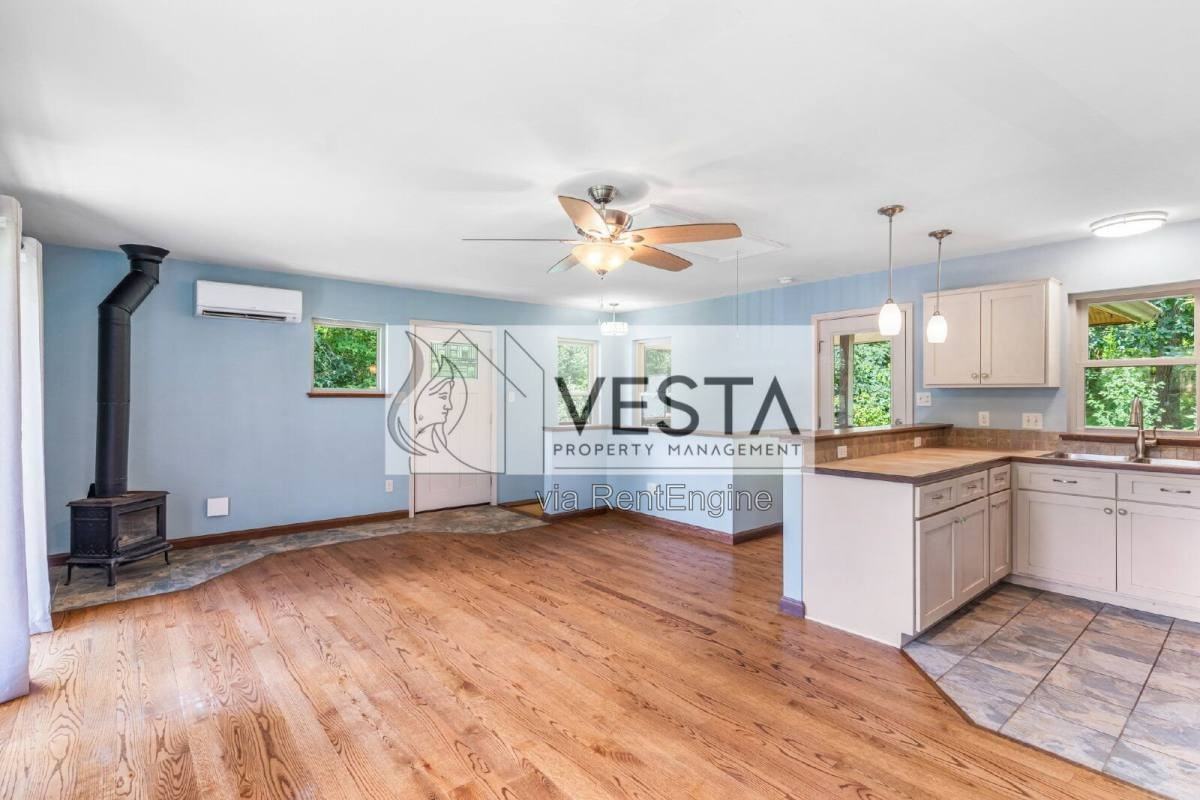 10 Wellspring Ln - Photo 2 of 10