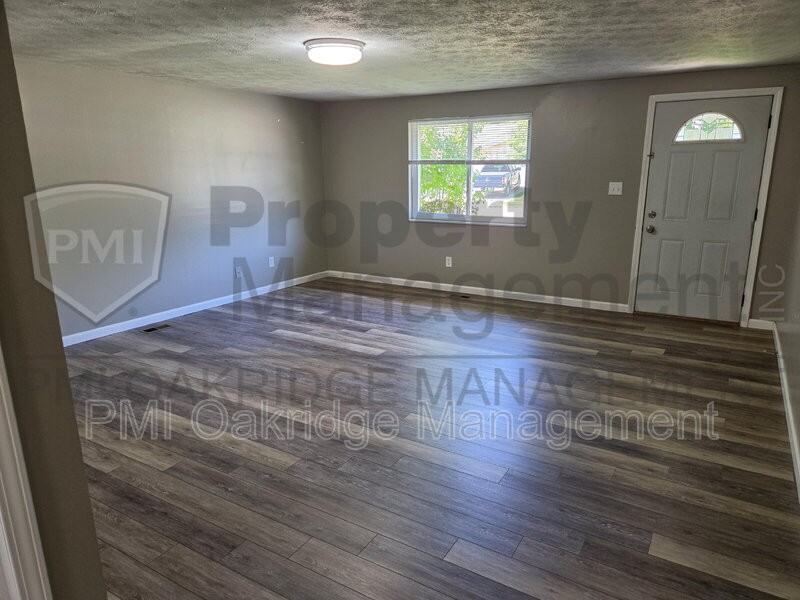 1256 Heritage Dr - Photo 4 of 22