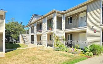 4505 100th St Ne #B01 - Photo 1 of 1