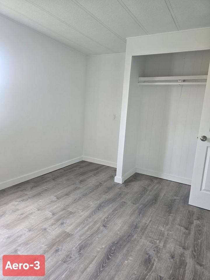 1649 S Campbell St - Photo 6 of 11