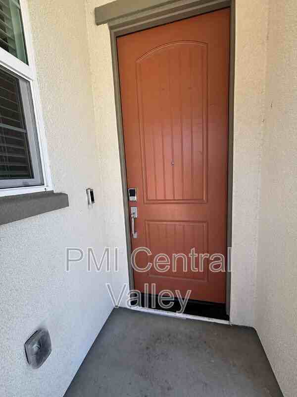 3226 Tibidabo St - Photo 3 of 50