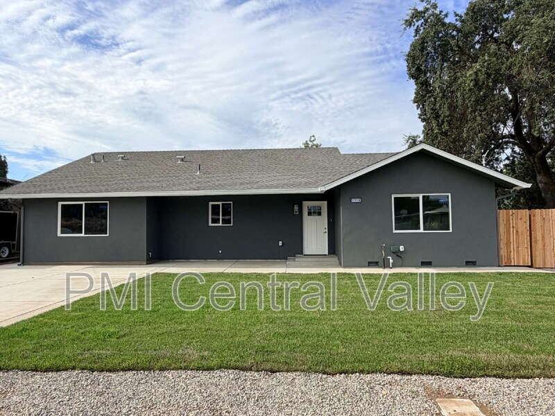 1710 Waverly Dr - Photo 2 of 38
