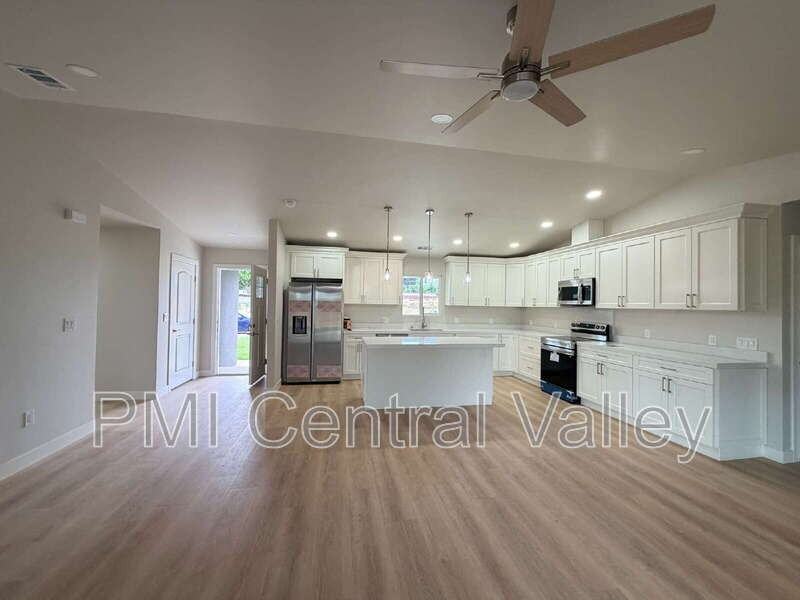 1710 Waverly Dr - Photo 7 of 38