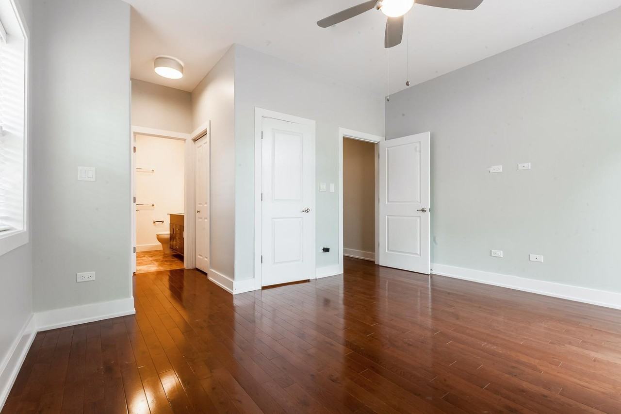 4417 S Indiana Ave #3S - Photo 7 of 18