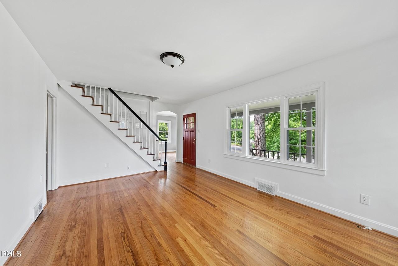 2924 Oberlin Rd - Photo 6 of 29