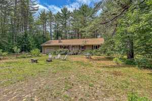 featured image of 19 Baker Cir