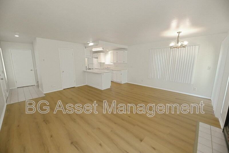 810 3rd St - Photo 2 of 30