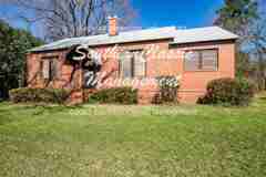 460 Baldwin Ave - Photo 1 of 1