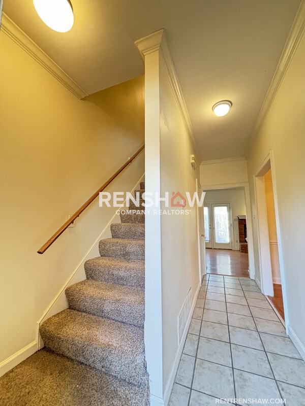 575 Southern Pl - Photo 2 of 22