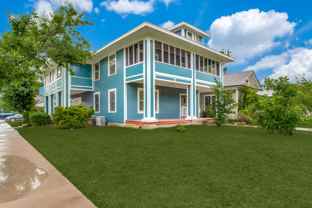 450 W Canty St - Photo 1 of 1