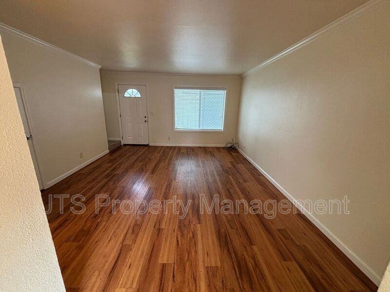2515 Merrychase Dr #S - Photo 7 of 14