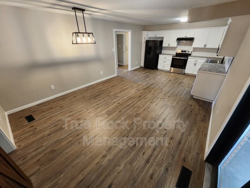 13770 County Road 3614 - Photo 7 of 19
