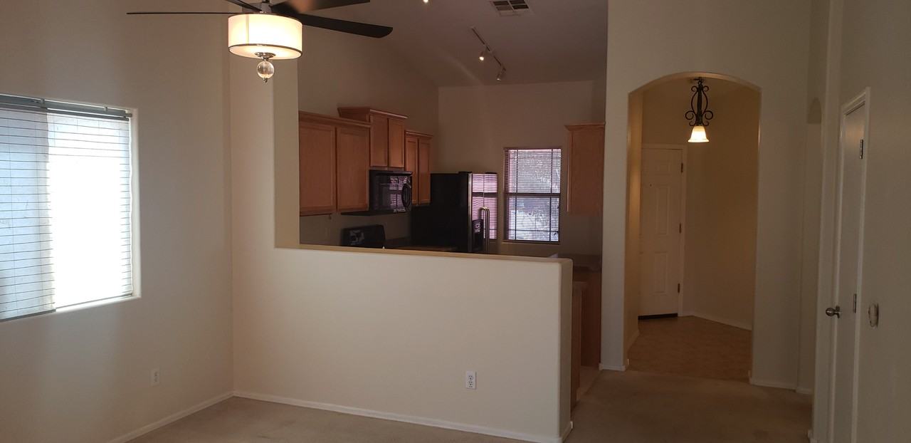 35750 W Costa Blanca Dr - Photo 4 of 18