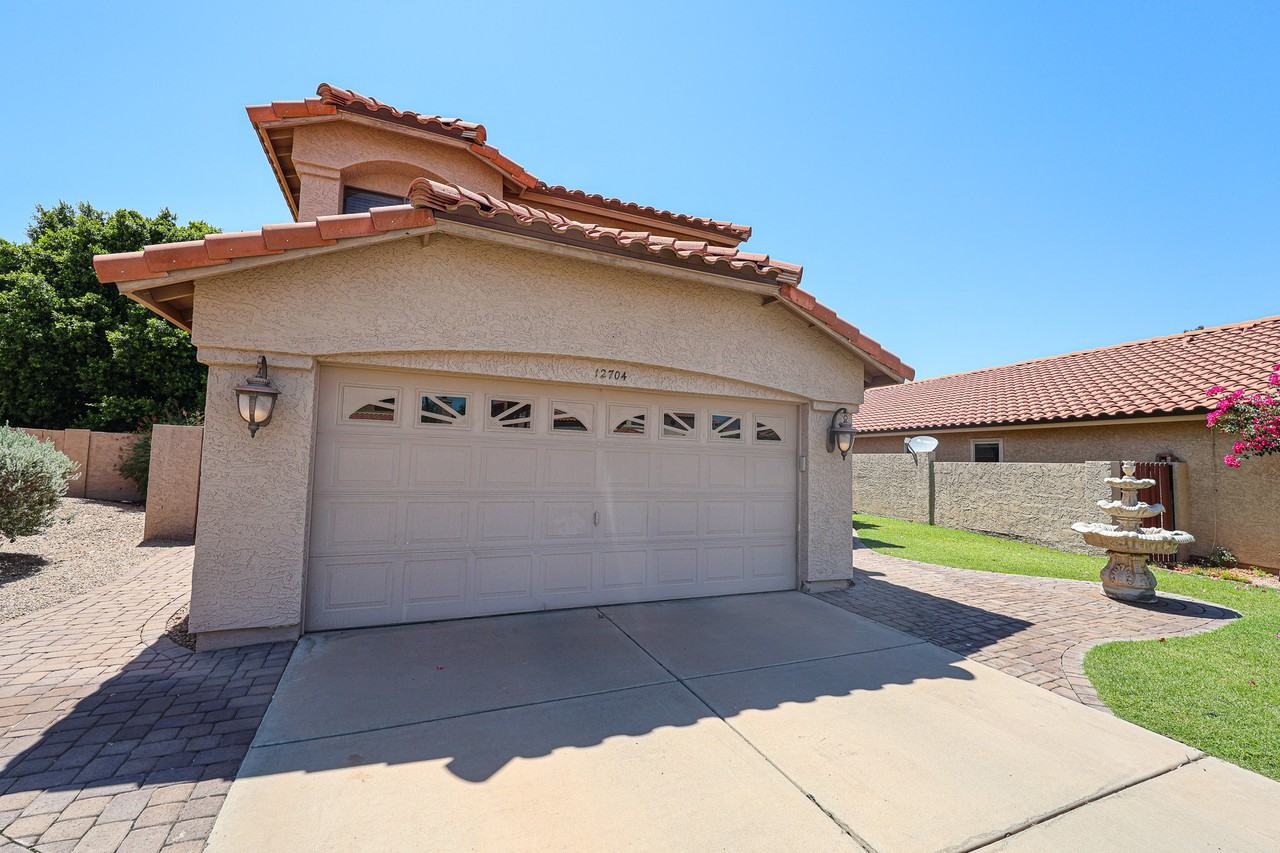 12704 N 89th Pl - Photo 2 of 50