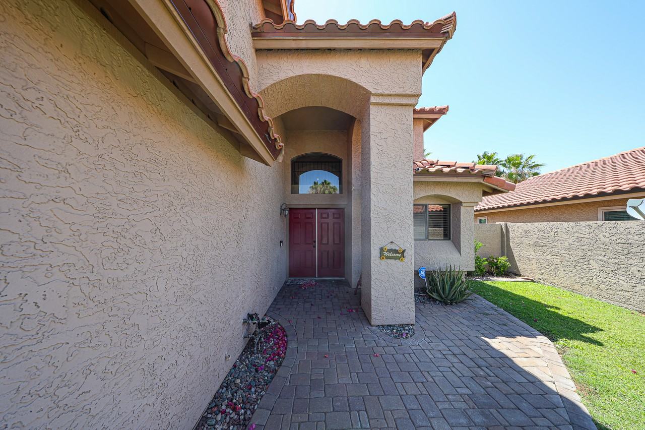 12704 N 89th Pl - Photo 4 of 50