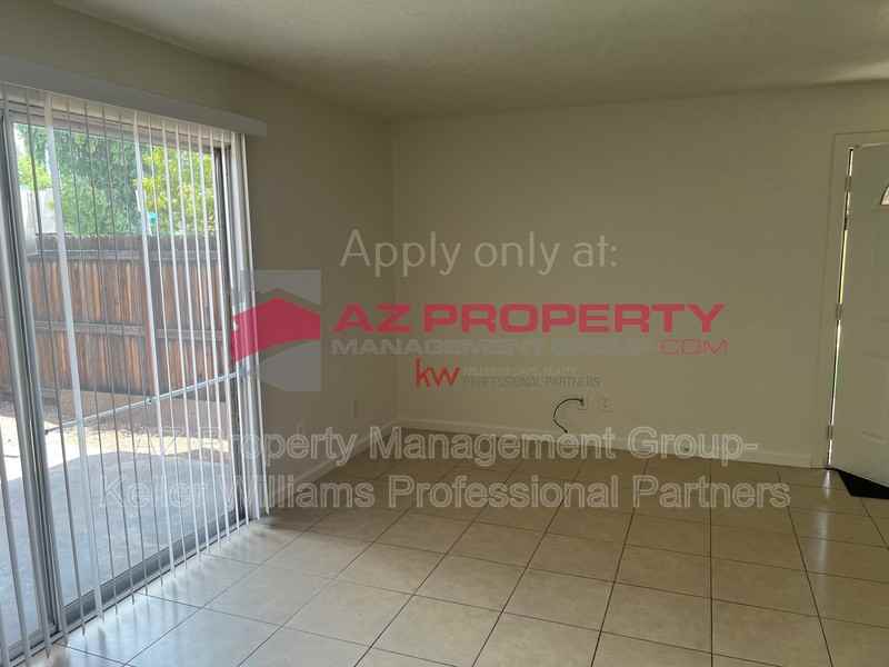 6033 W Golden Ln - Photo 5 of 12
