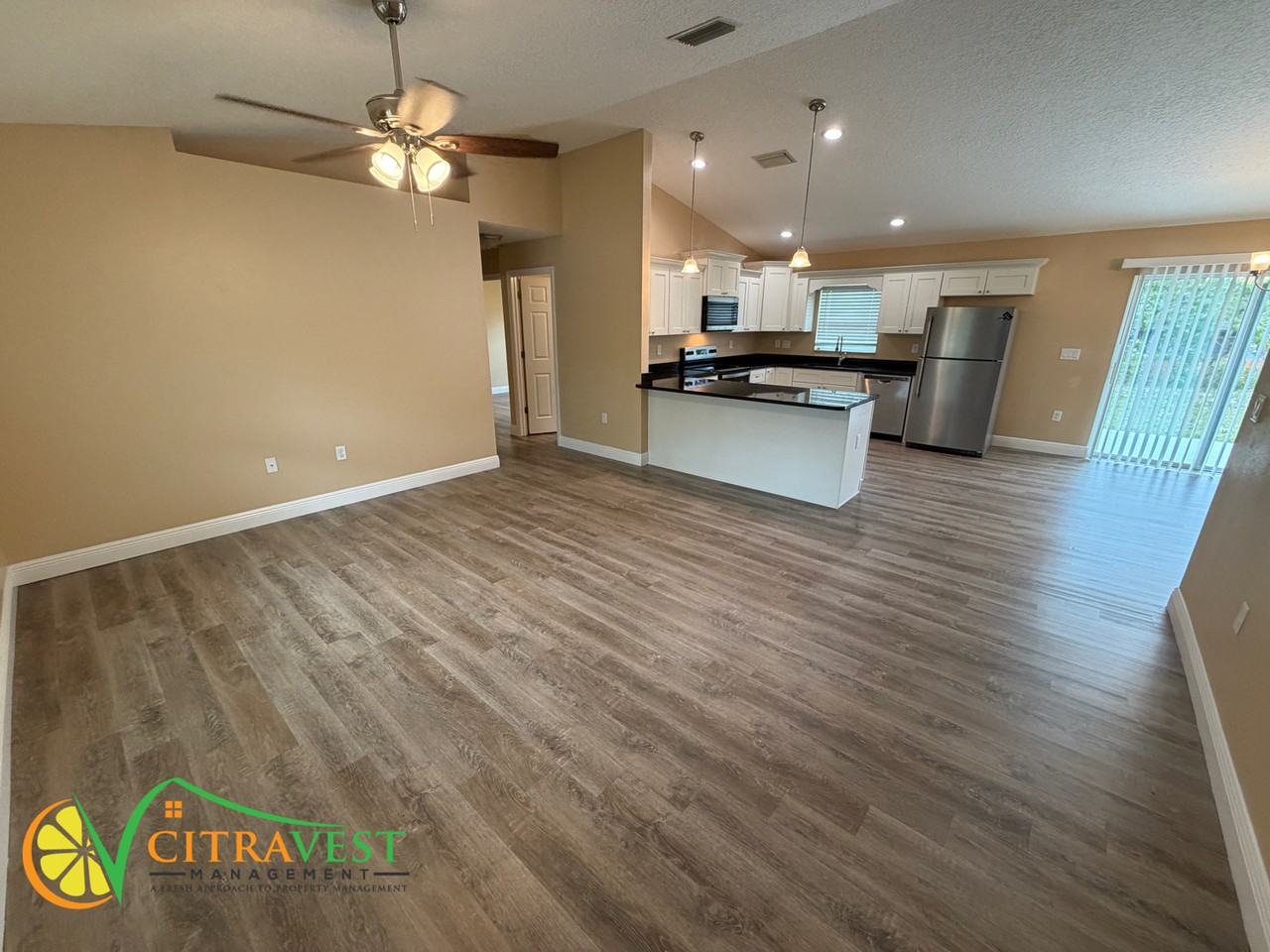 9231 N Paradisea Dr - Photo 2 of 15