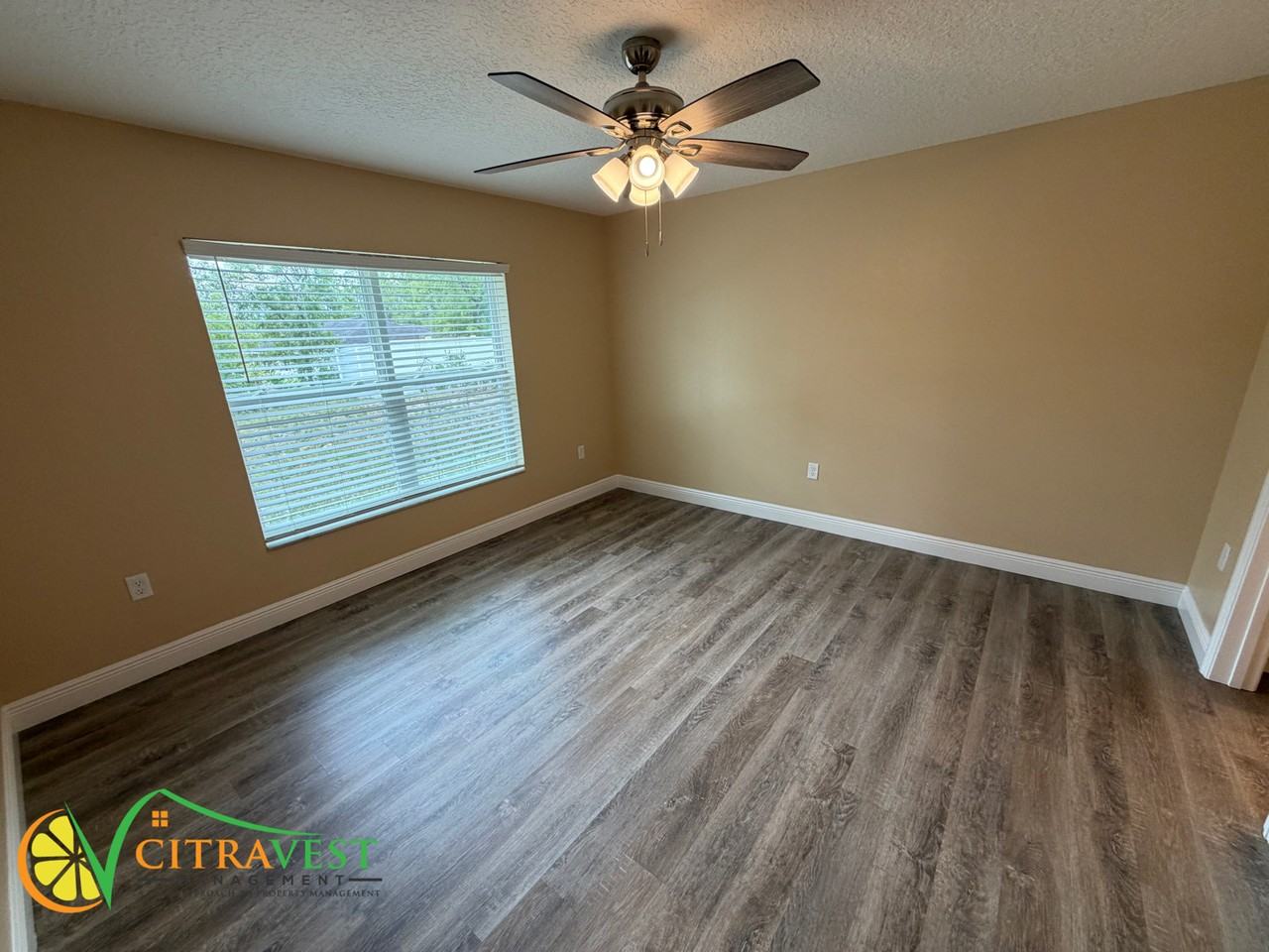 9231 N Paradisea Dr - Photo 5 of 15