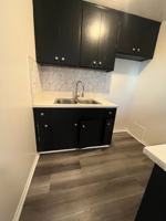 featured image of 406 N Avenue 66