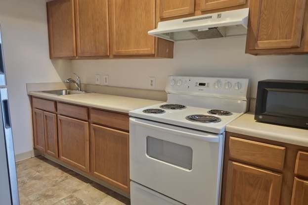 1458 Columbia Rd Nw #409 - Photo 3 of 7