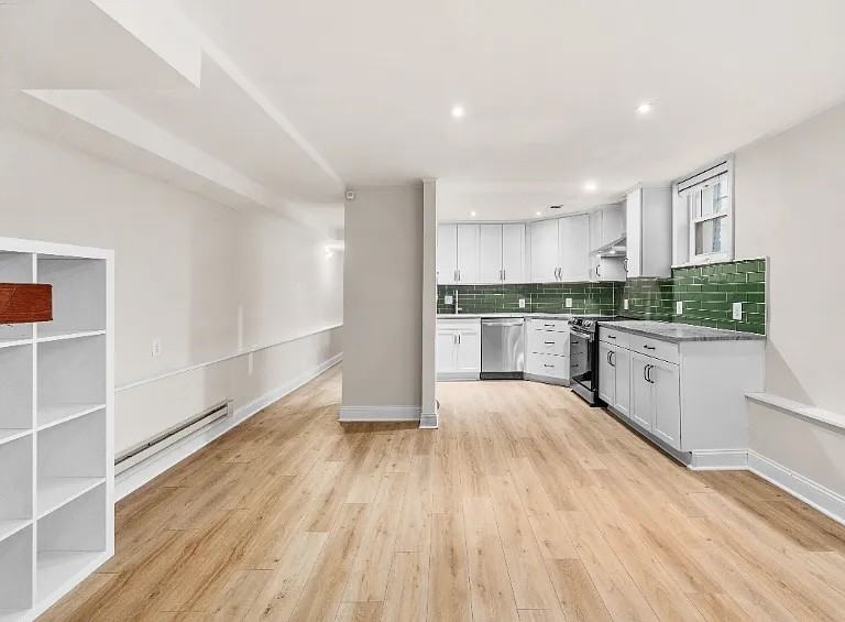 1740 U St Nw - Photo 2 of 19