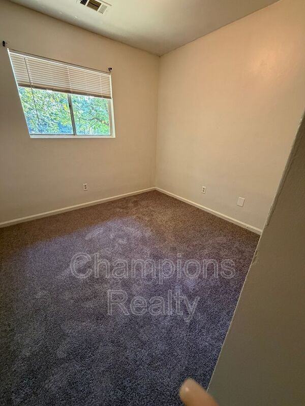 1508 Bowie Ave #B - Photo 5 of 18
