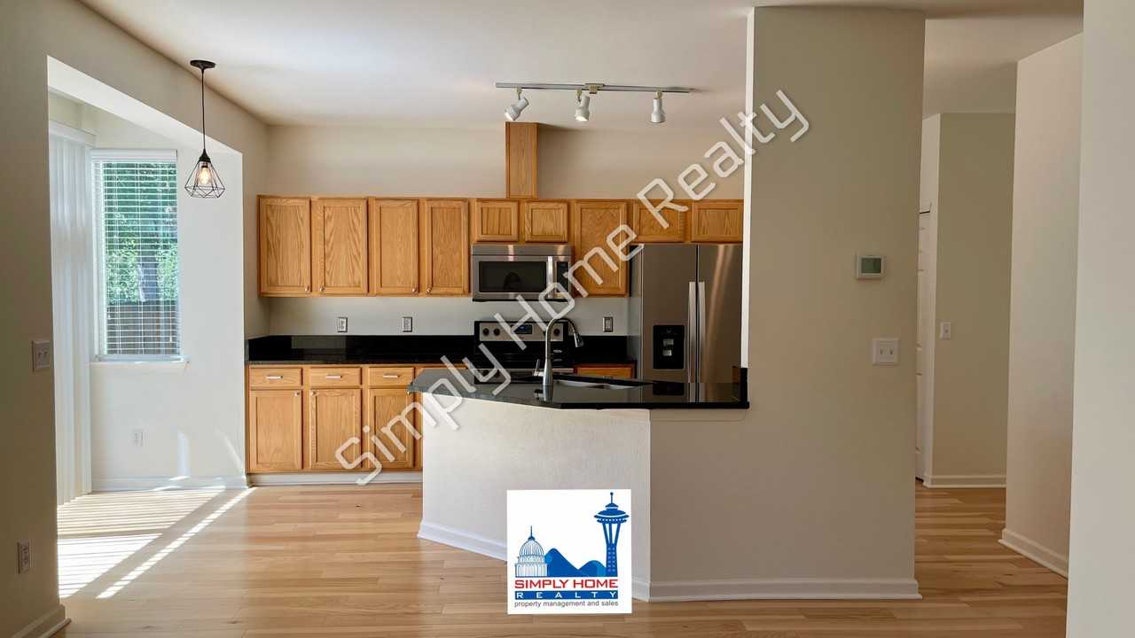 6733 Steamer Dr Se - Photo 2 of 29