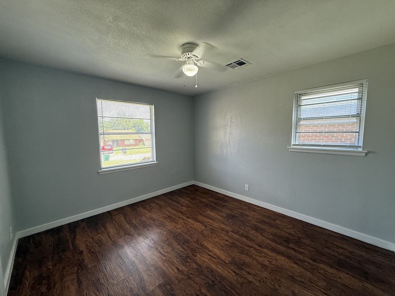 224 Nw 85th St - Photo 7 of 15