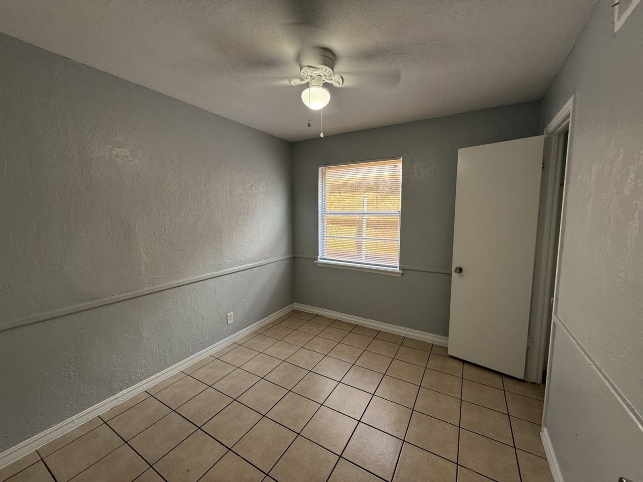 336 Nw 84th St - Photo 6 of 16