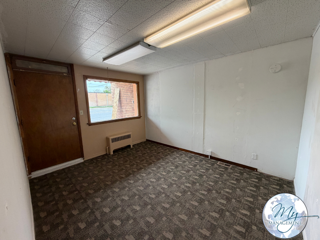 213 N Lincoln Ave - Photo 6 of 10