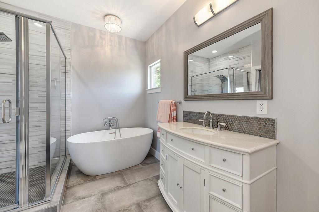 4121 Pine St - Photo 6 of 9