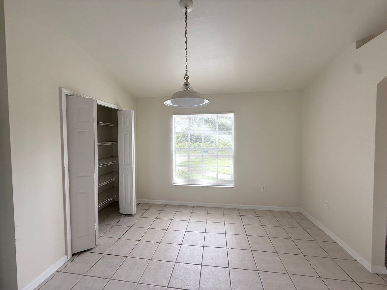 706 Oro Ave S - Photo 3 of 20
