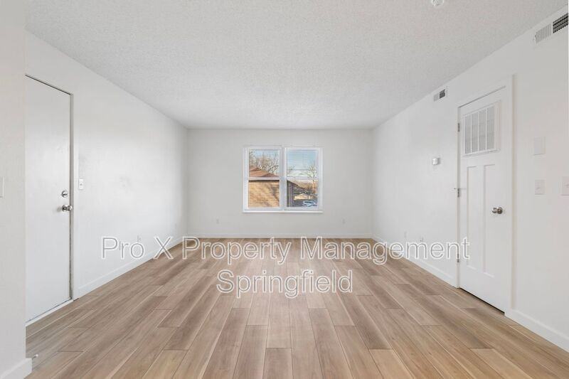 3140 W Greenwood St #70 - Photo 4 of 21