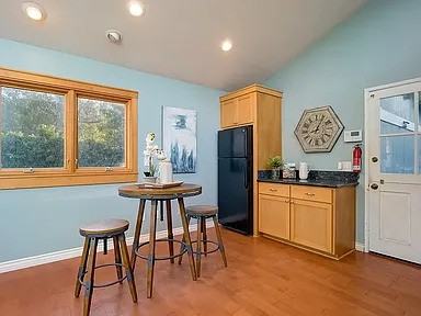9477 La Jolla Shores Dr - Photo 3 of 10