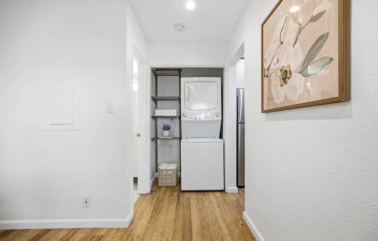 1004 San Antonio Cir #109 - Photo 7 of 11