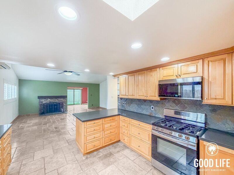 2726 Tonto Way - Photo 5 of 25