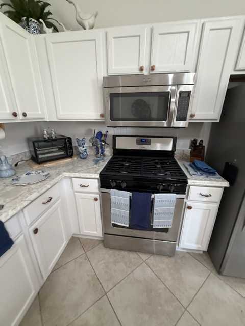 3024 Burbank Ln - Photo 7 of 28