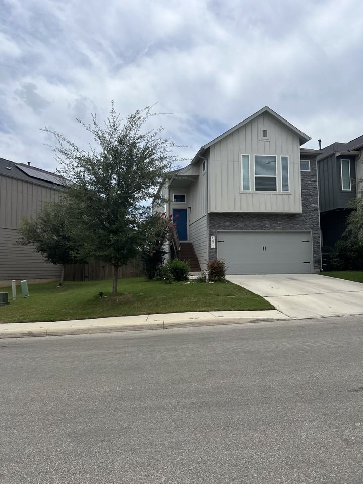 14811 Maverick Ave - Photo 2 of 27