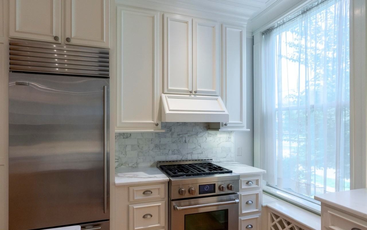 45 Greenfield Ave - Photo 4 of 19